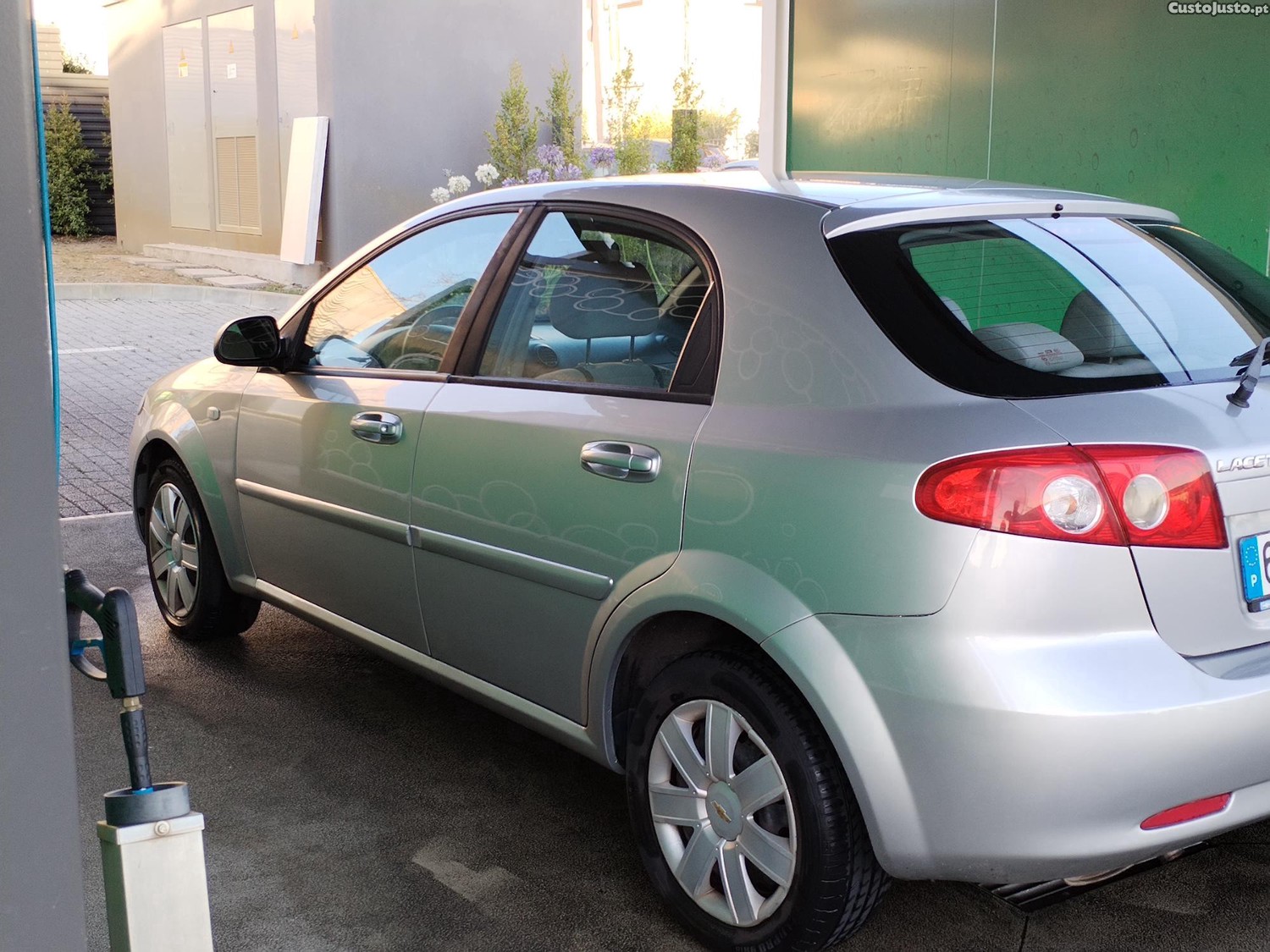 Chevrolet Lacetti — fotografia 9