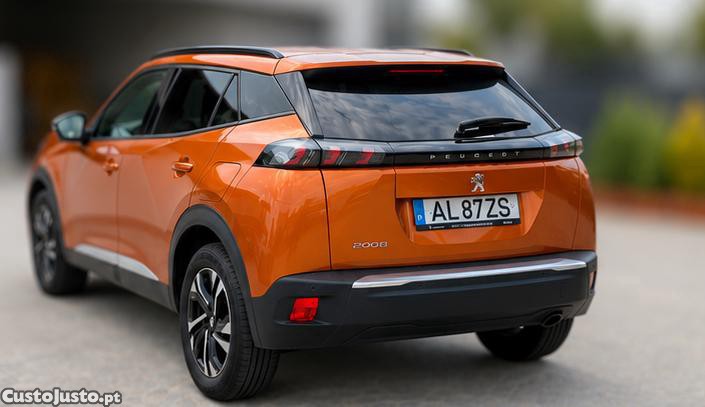 Peugeot 2008 1.2 PureTech Allure 100cv — fotografia 9