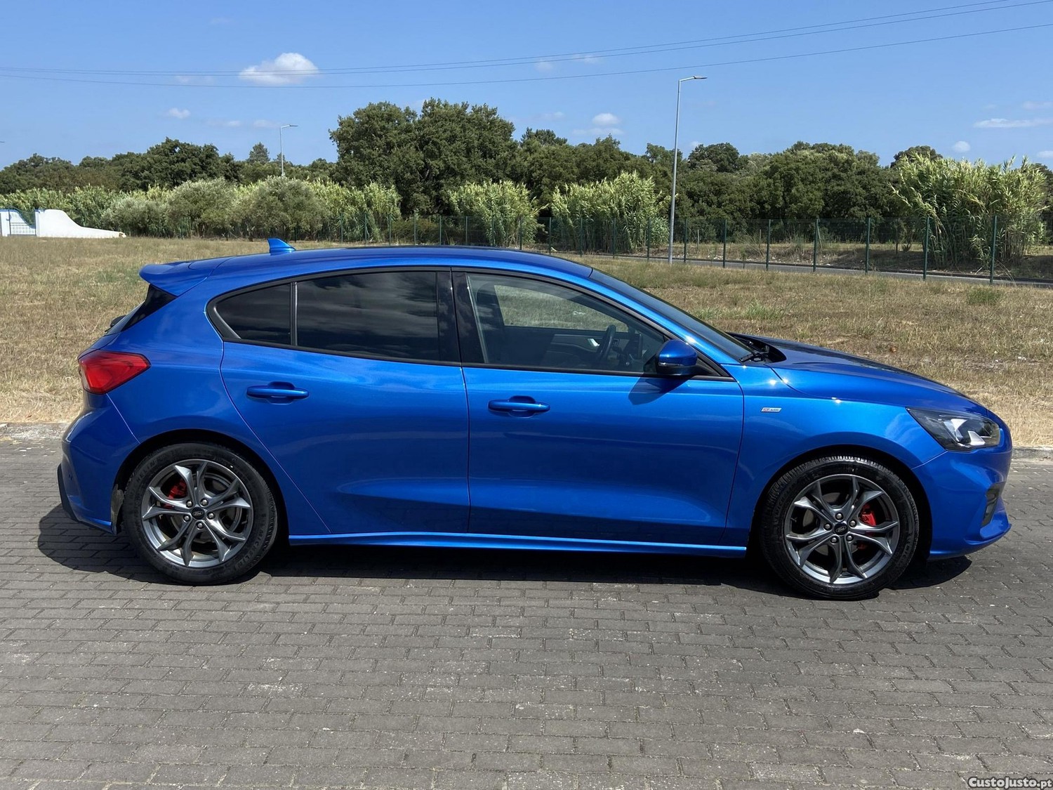 Ford Focus 1.0 EcoBoost ST-Line — fotografia 12