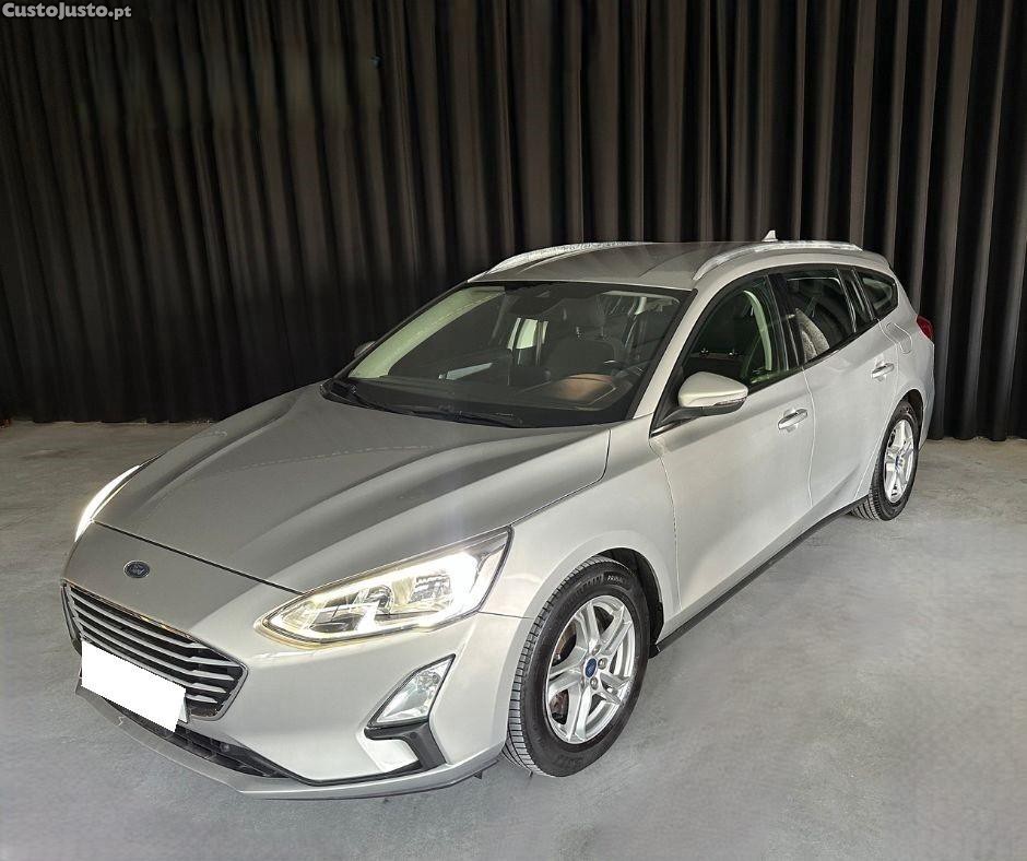 Ford Focus SW 1.0 EcoBoost Business - 19 foto 2