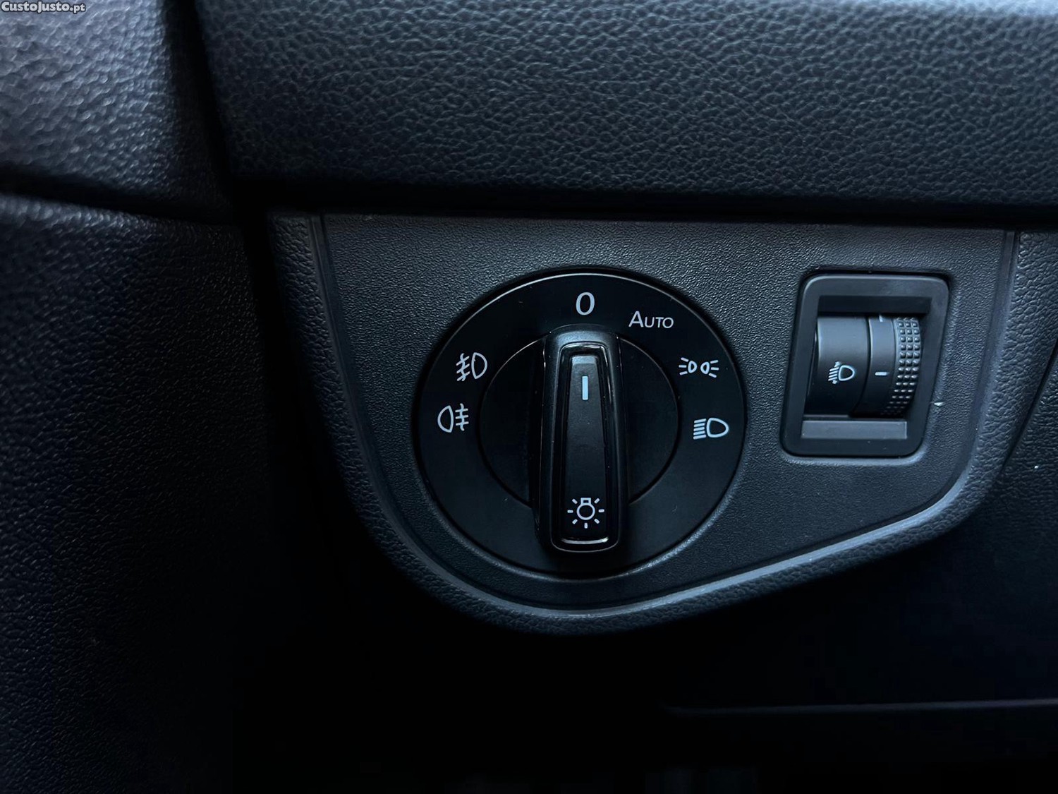 Volkswagen Polo 1.0 TSI Urban — fotografia 8