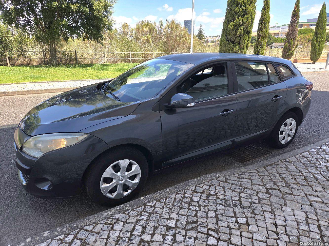 Renault Mégane 1.5 Dci — fotografia 9