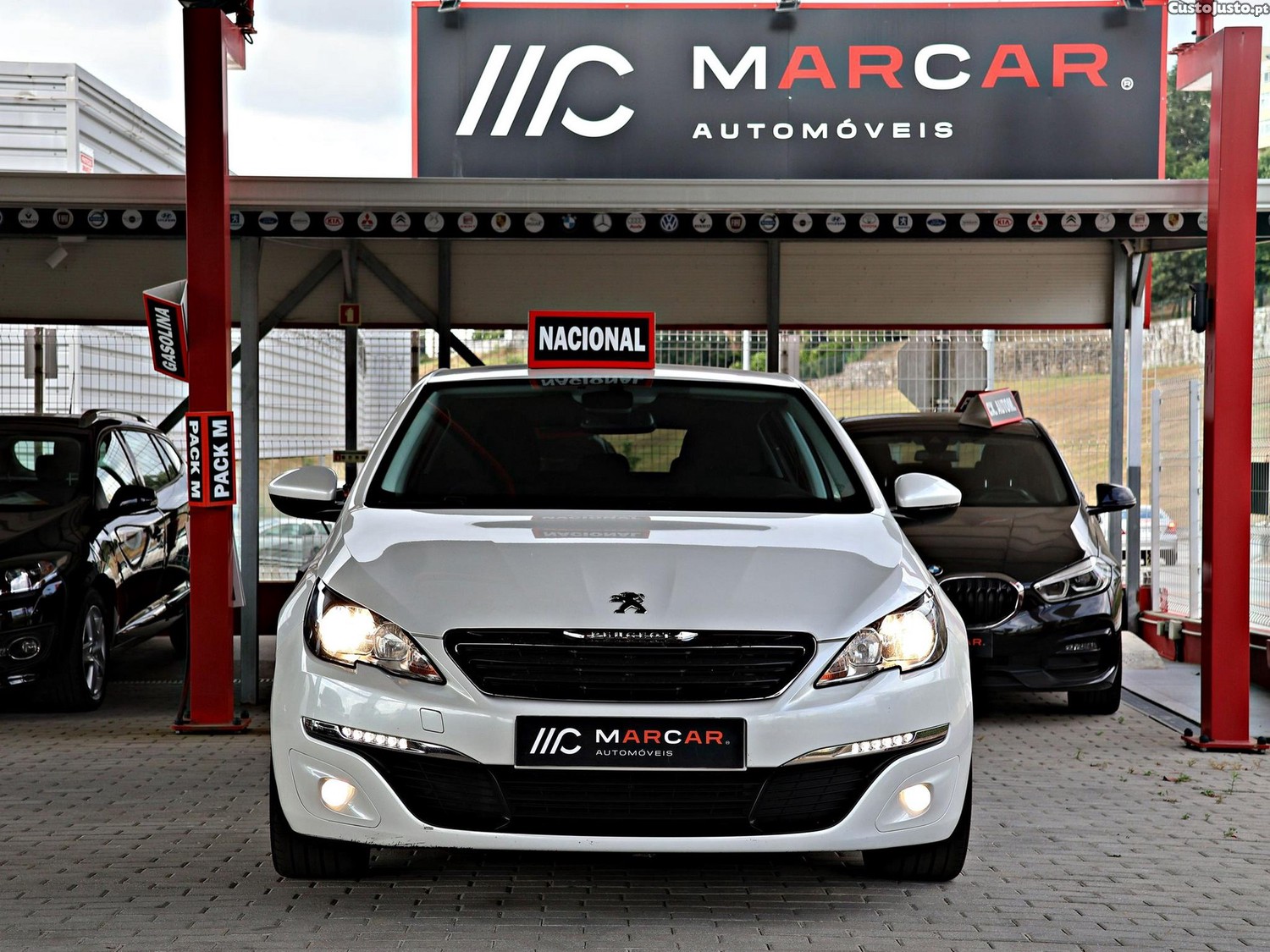 Peugeot 308 1.6 BlueHDi Active J17 — fotografia 18