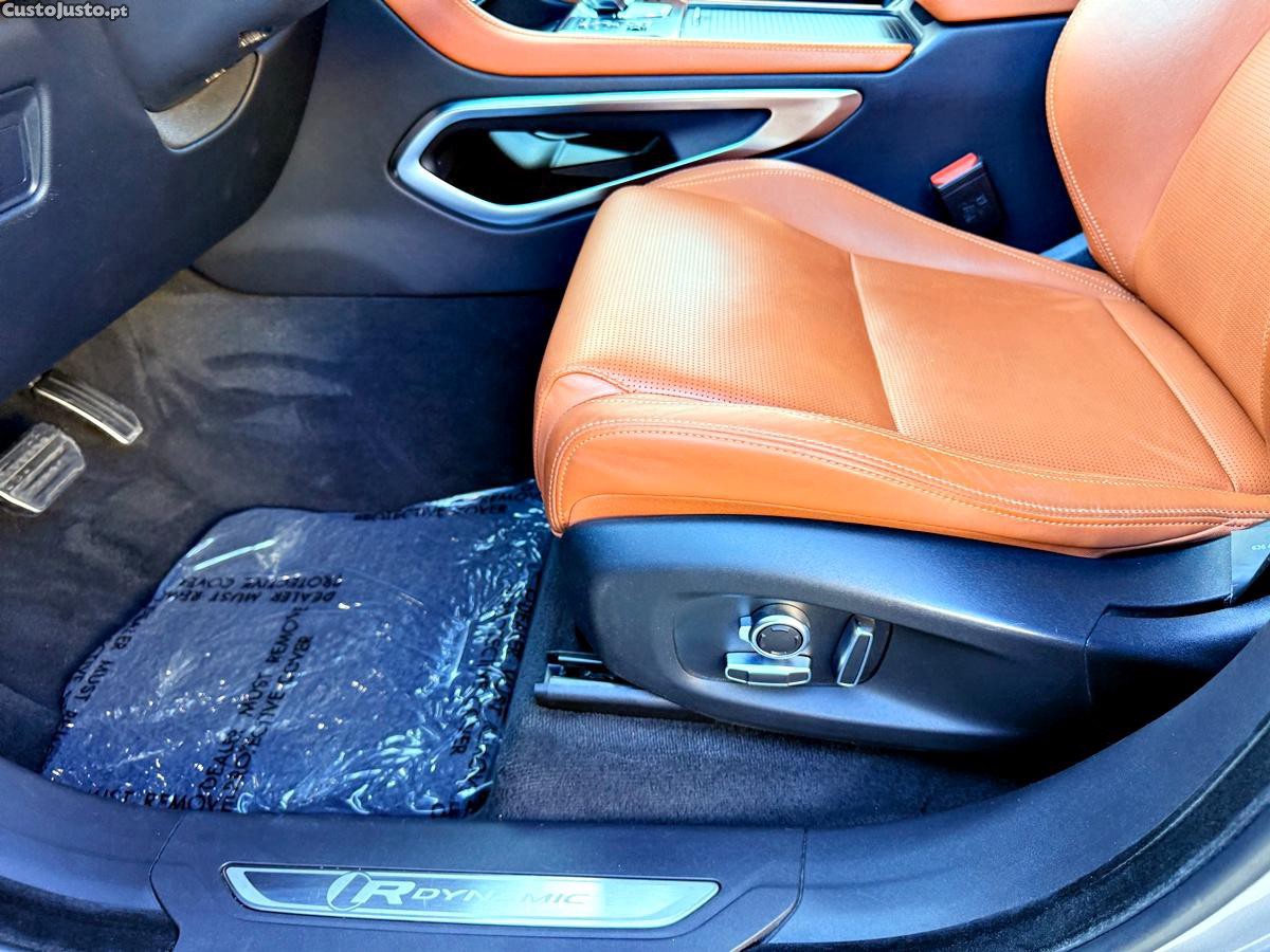 Jaguar F-Pace P400e R-Dynamic — fotografia 38