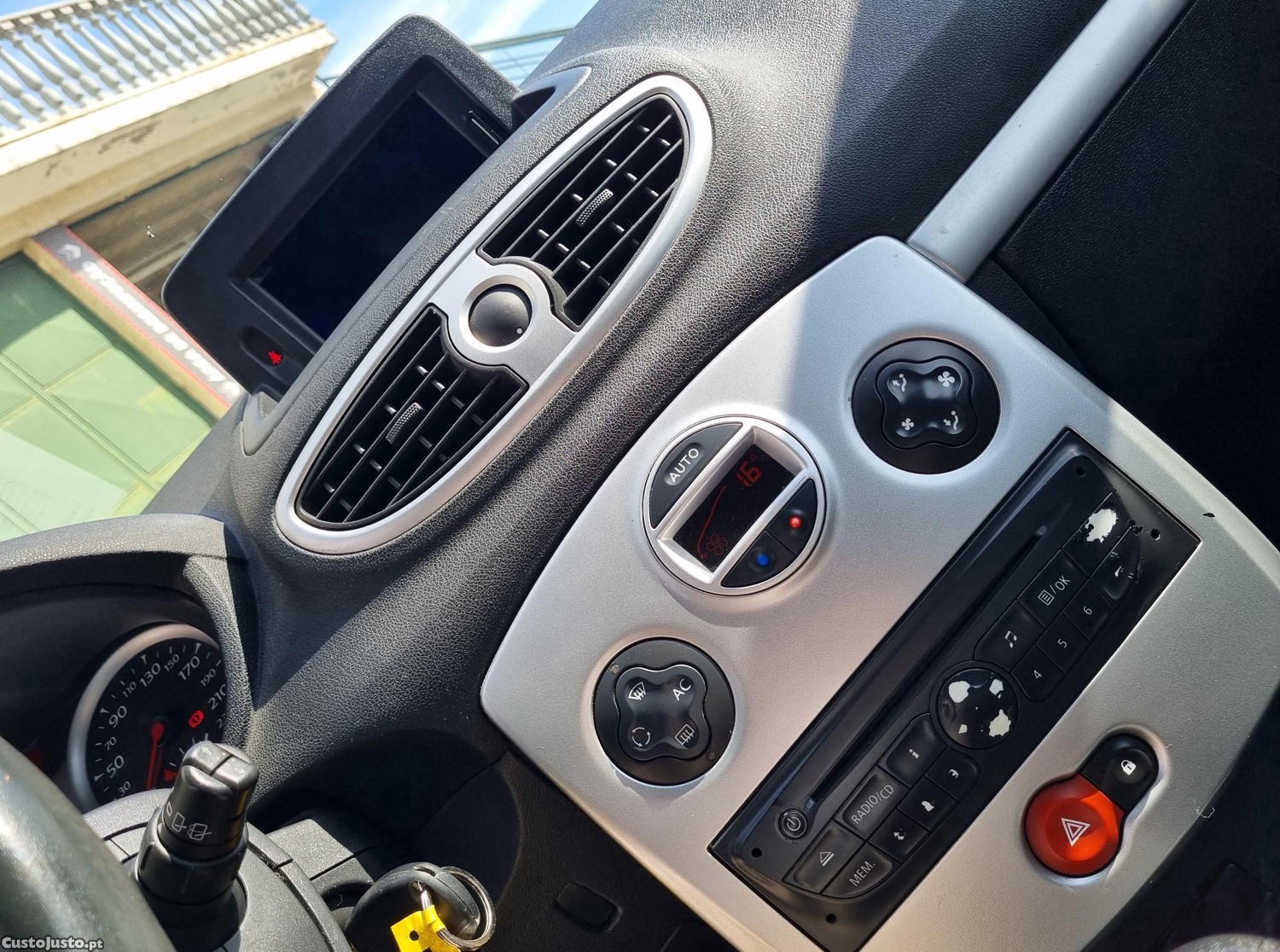 Renault Clio Break 1.5 dCi Dynamique SS — fotografia 3