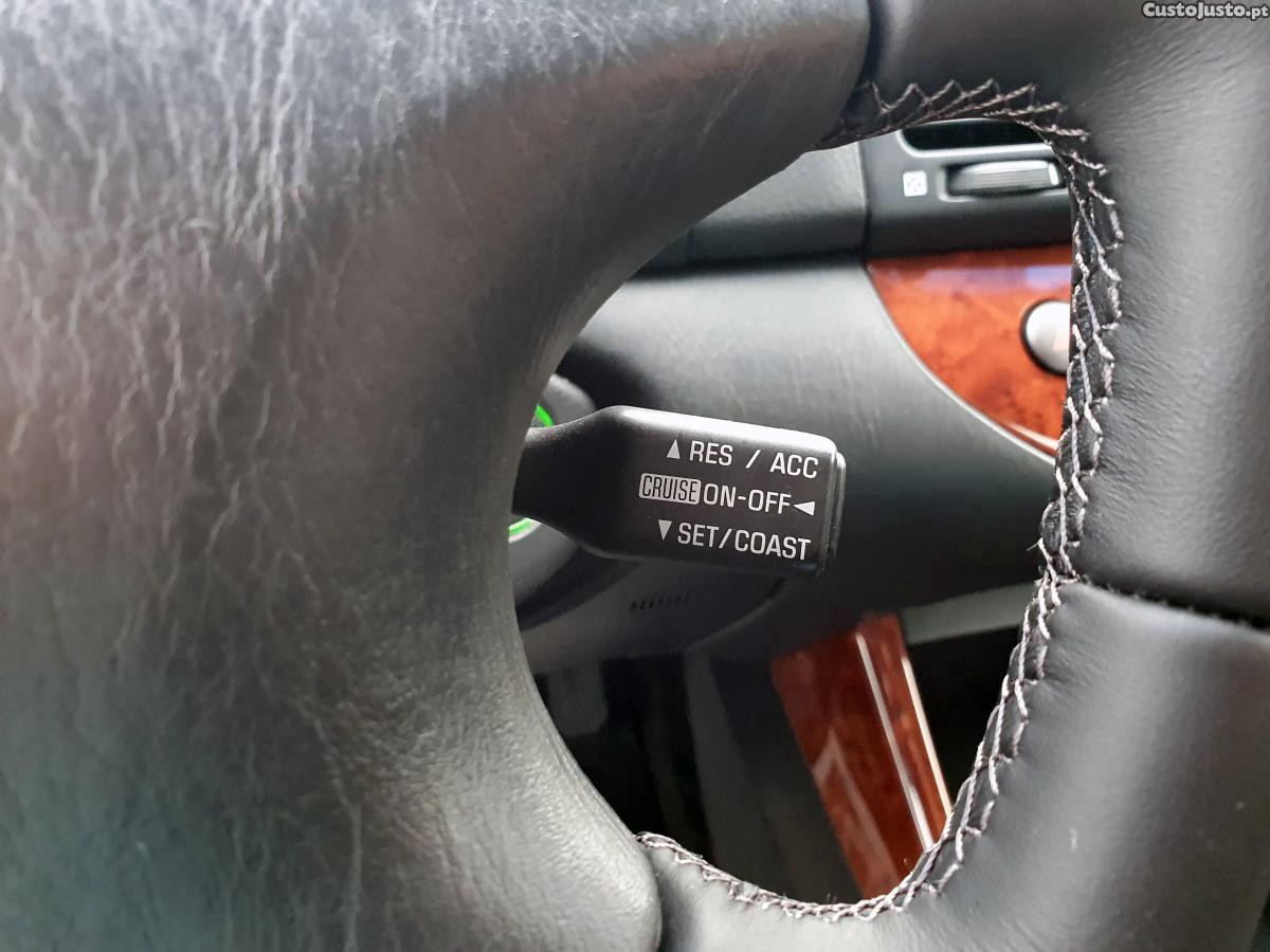 Toyota Camry 2.4 VVT-i XLE — fotografia 2