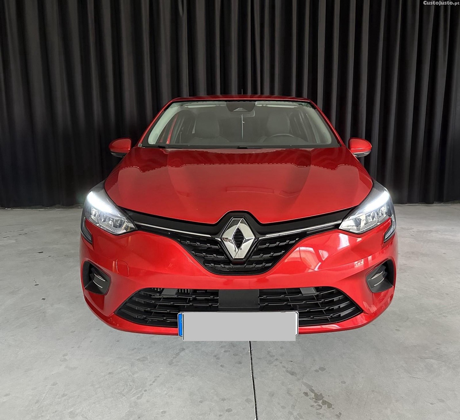 Renault Clio 1.0 TCe Intens — fotografia 8