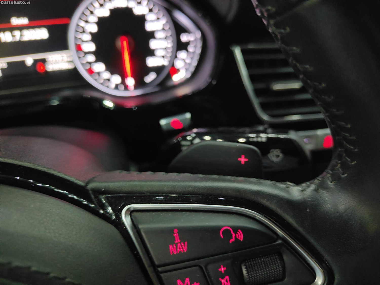 Audi A8 V6 TDi Quattro Nacional — fotografia 3