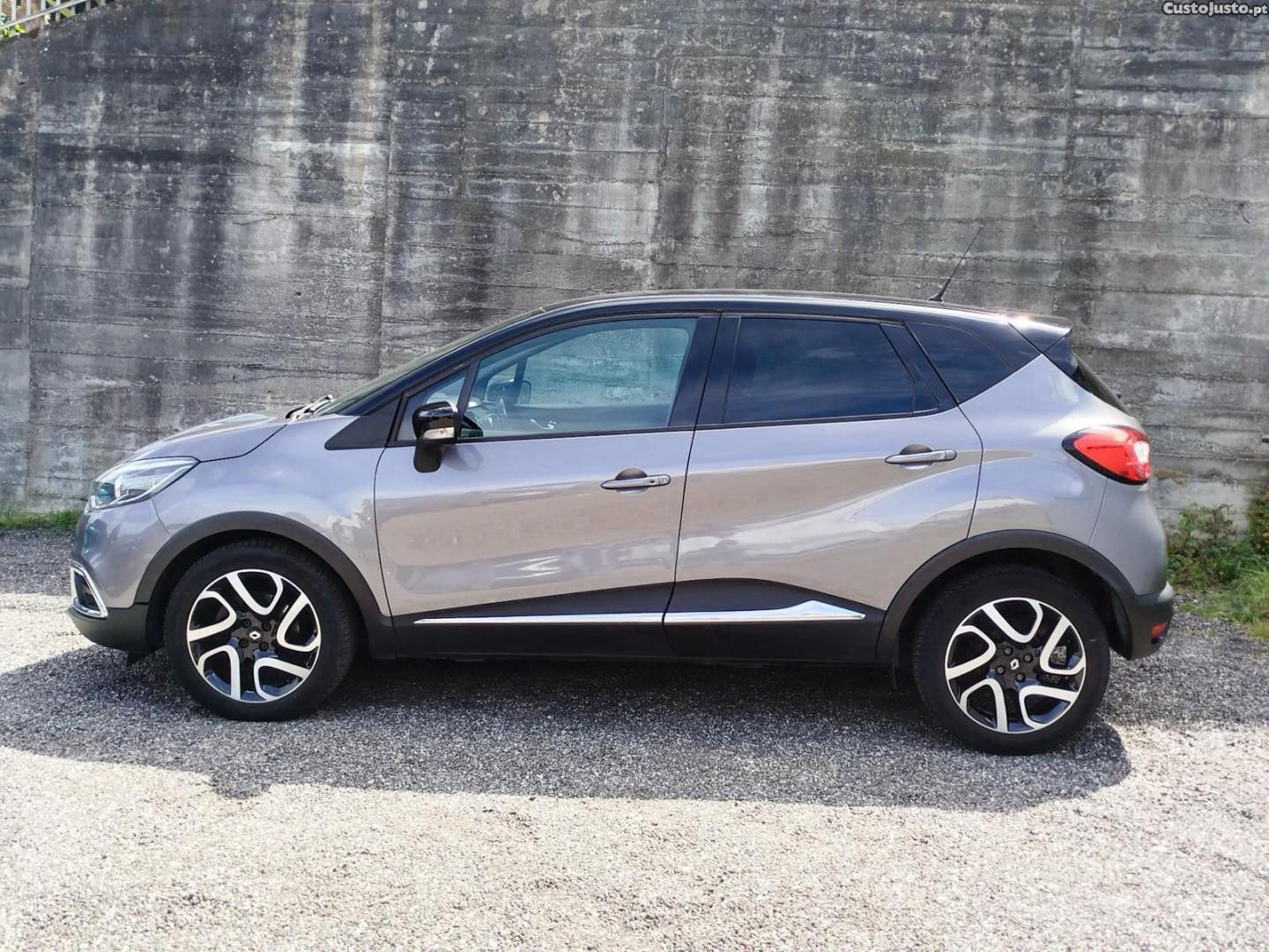 Renault Captur TCe 120 EDC Dynamique — fotografia 24