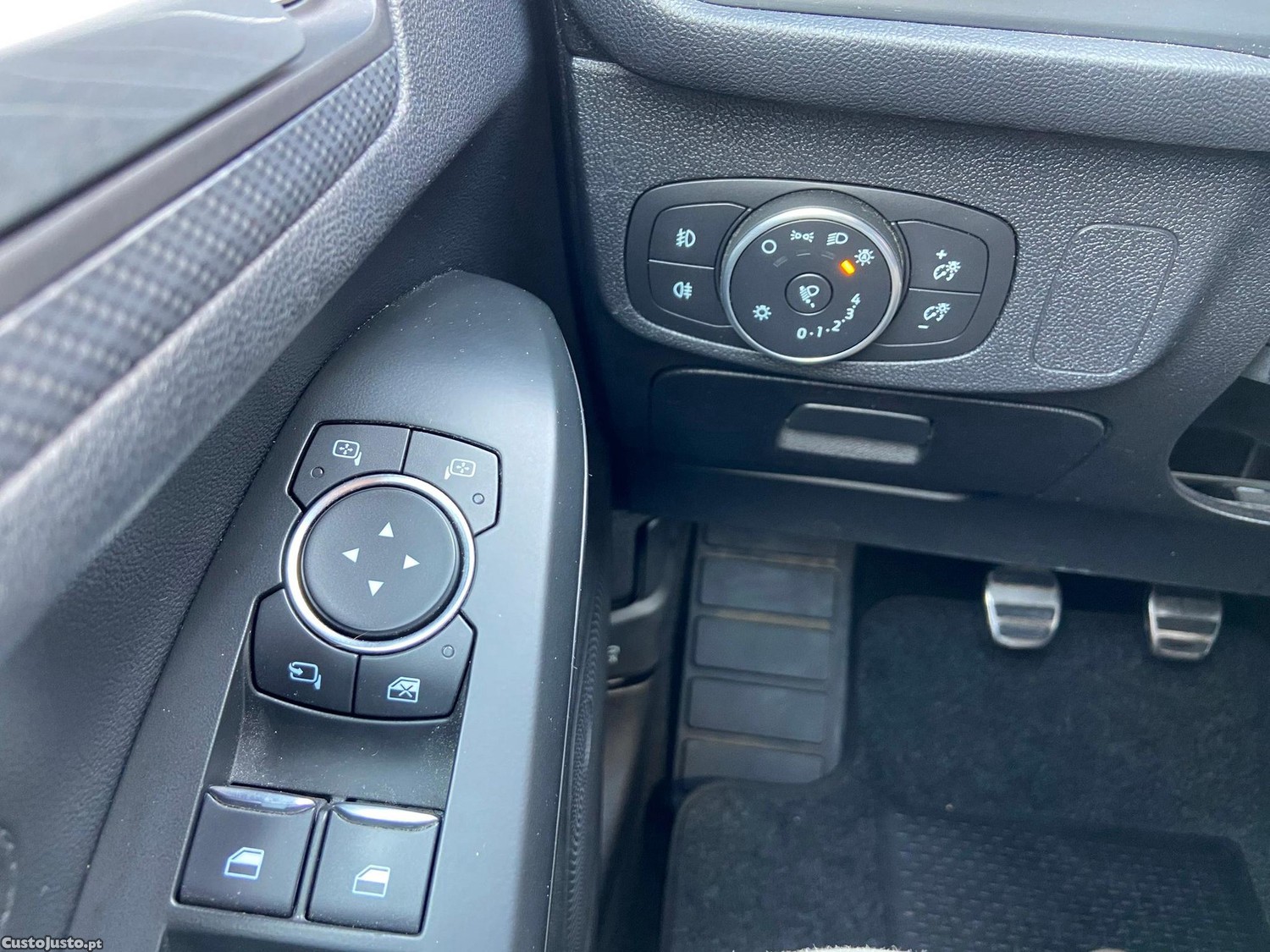 Ford Focus 1.0 EcoBoost ST-Line — fotografia 3