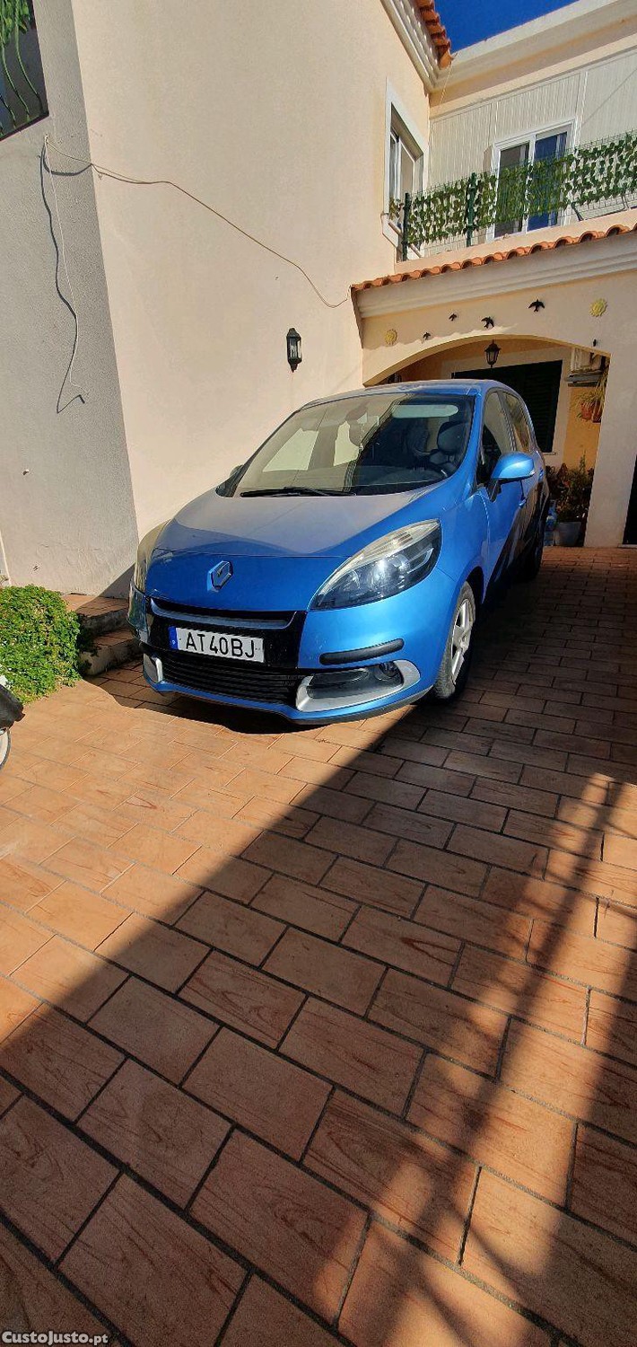 Renault Scénic 5 lugares
