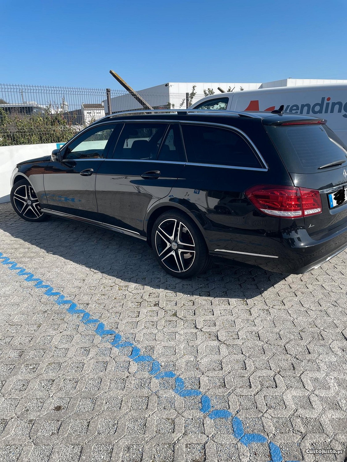 Mercedes-Benz E 220 Avangard - 14 foto 4