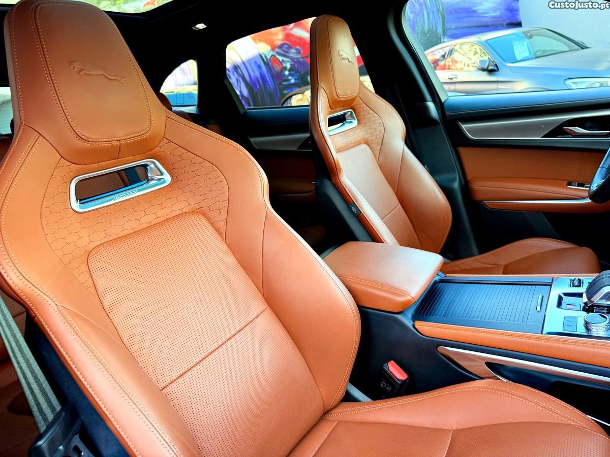 Jaguar F-Pace P400e R-Dynamic — fotografia 33