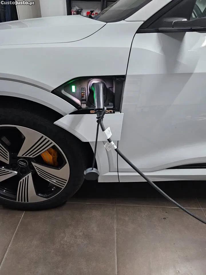 Audi e-tron Sportback 55 — fotografia 3