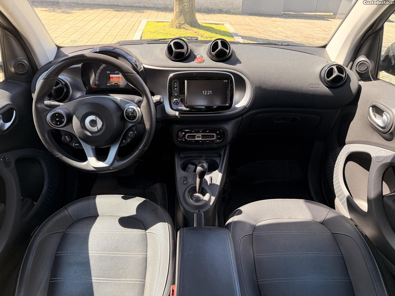 Smart Fortwo 0.9 Prime 90cv Auto como novo! — fotografia 6