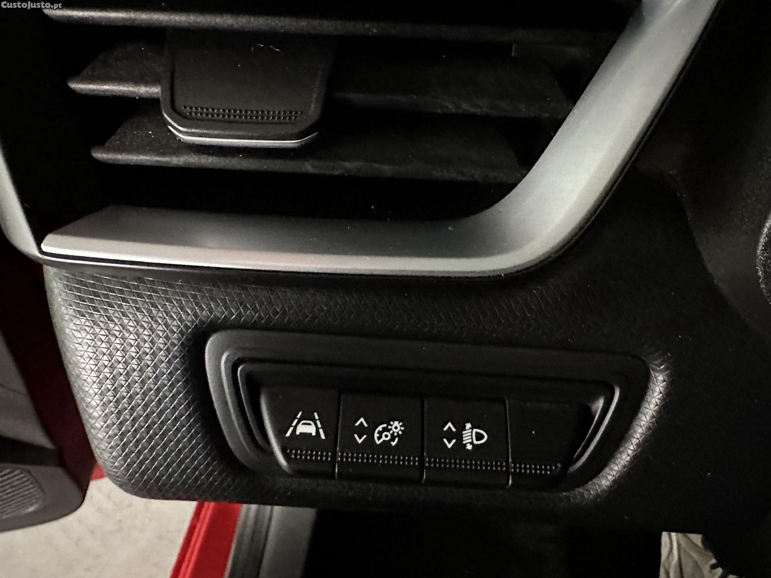 Renault Clio 1.0 TCe Intens — fotografia 5