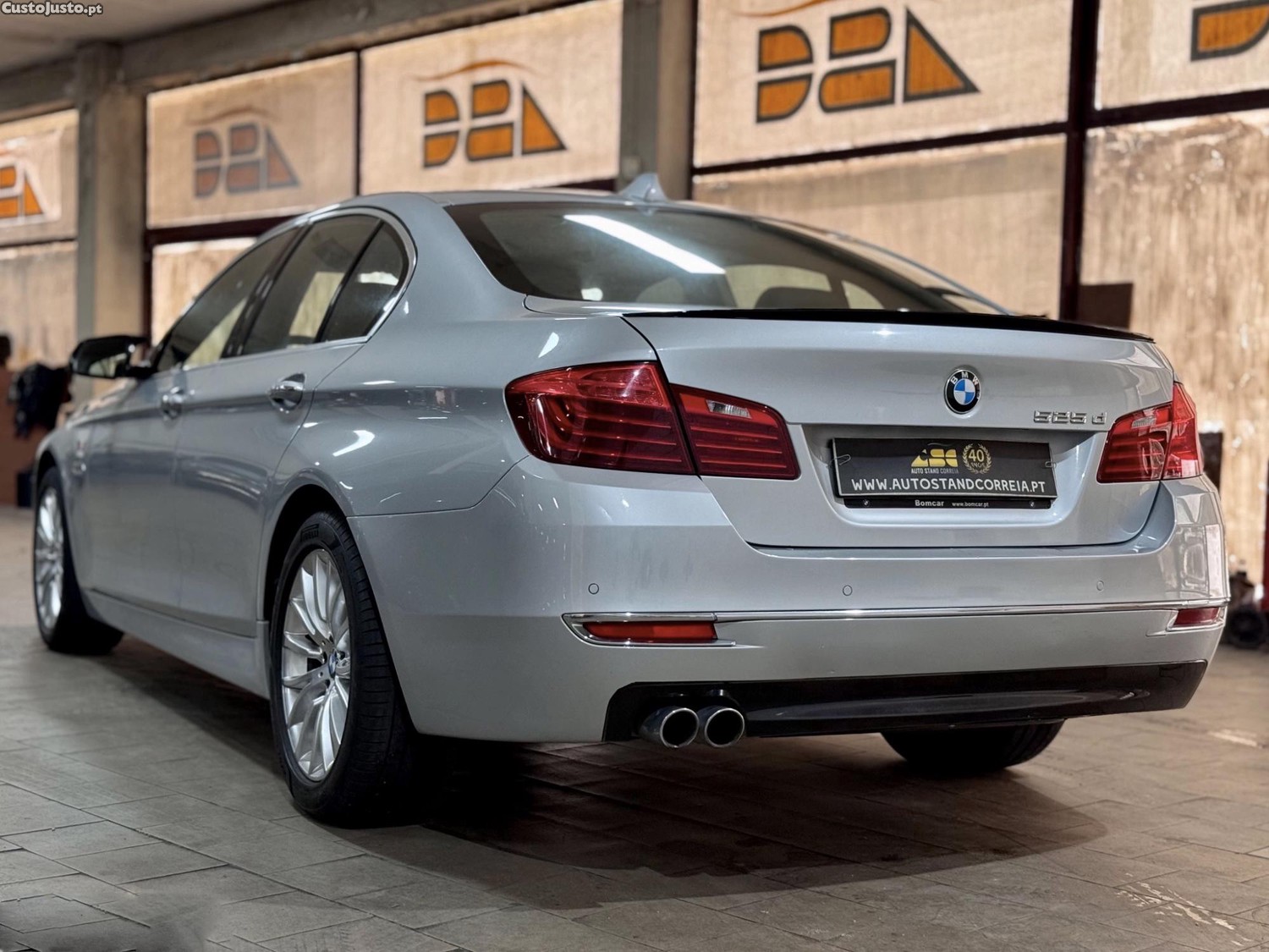 BMW 525 d Luxury LCi Auto Nacional — fotografia 8