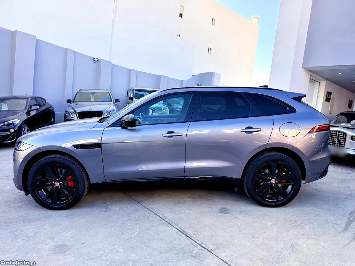 Jaguar F-Pace P400e R-Dynamic — fotografia 54