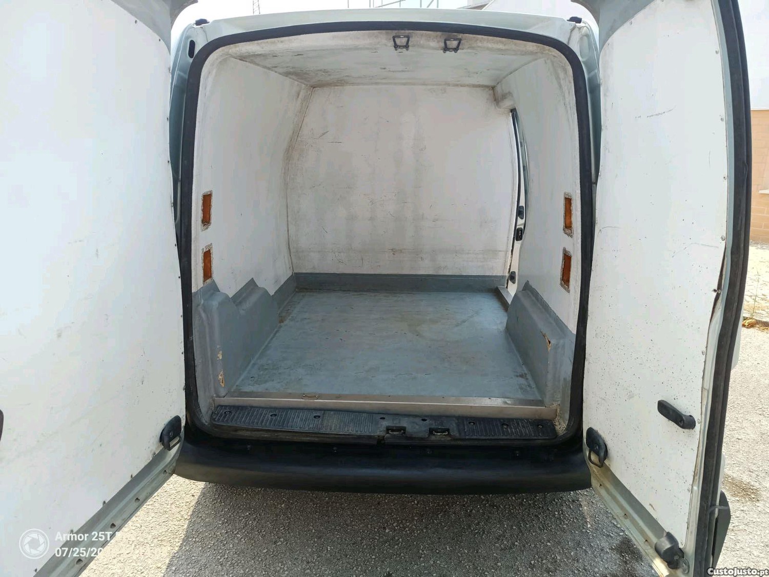 Renault Kangoo 1.9 DTI Fibrada — fotografia 5