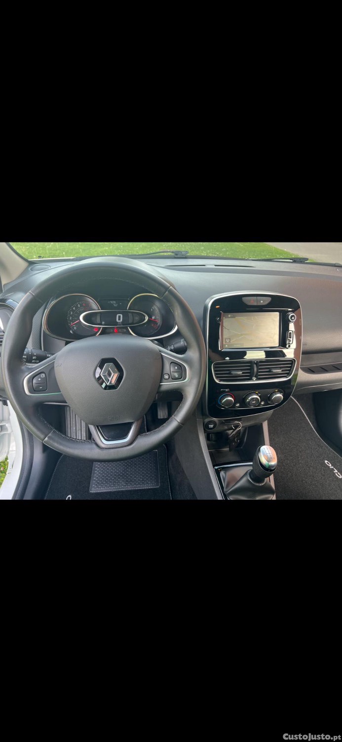 Renault Clio BOSE 2019 — fotografia 5