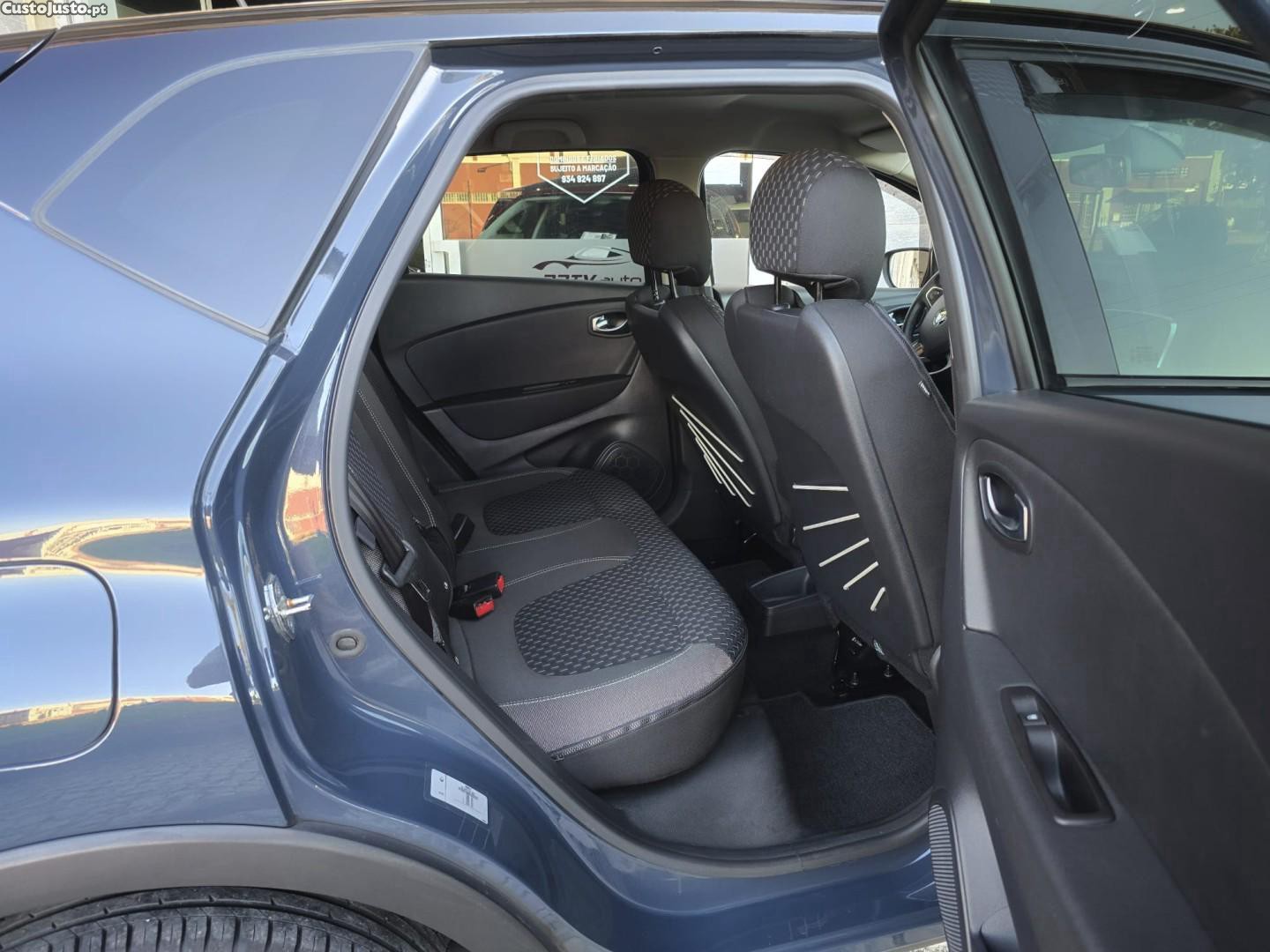 Renault Captur 0.9 TCE Exclusive — fotografia 7