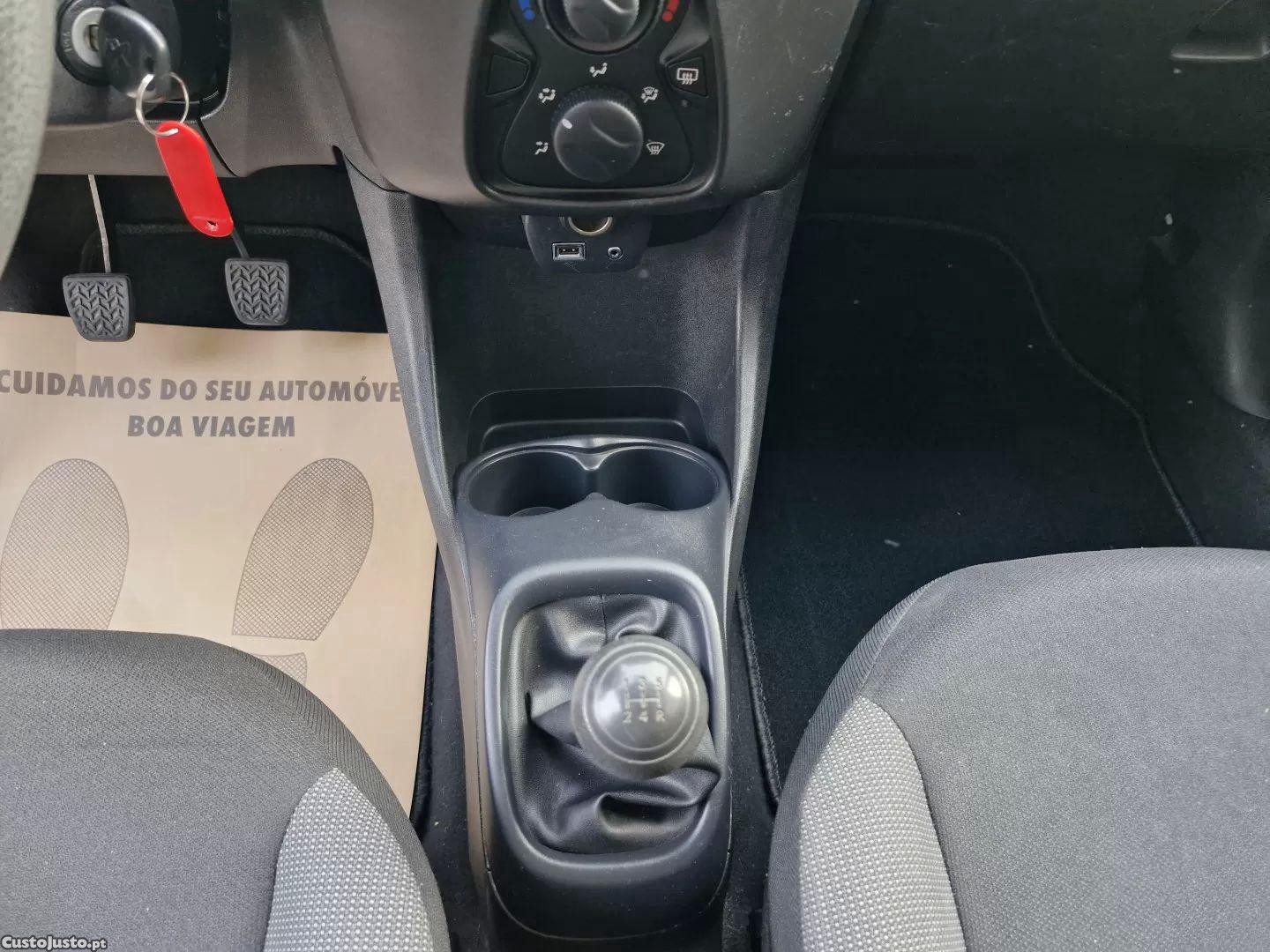 Peugeot 108 1.0 e-vti active — fotografia 17