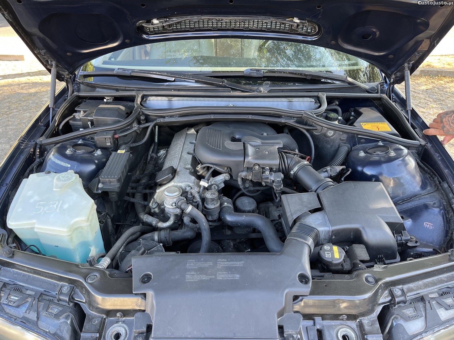 BMW 316 i — fotografia 4