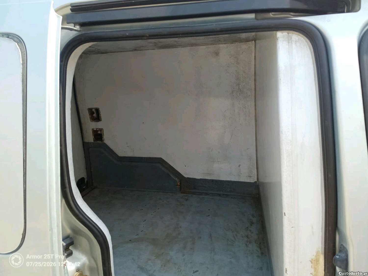 Renault Kangoo 1.9 DTI Fibrada — fotografia 6
