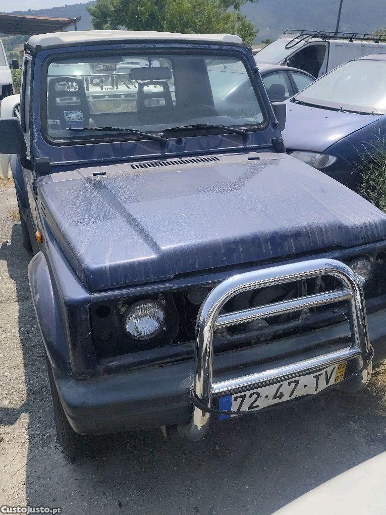 Suzuki Samurai pick up — fotografia 3
