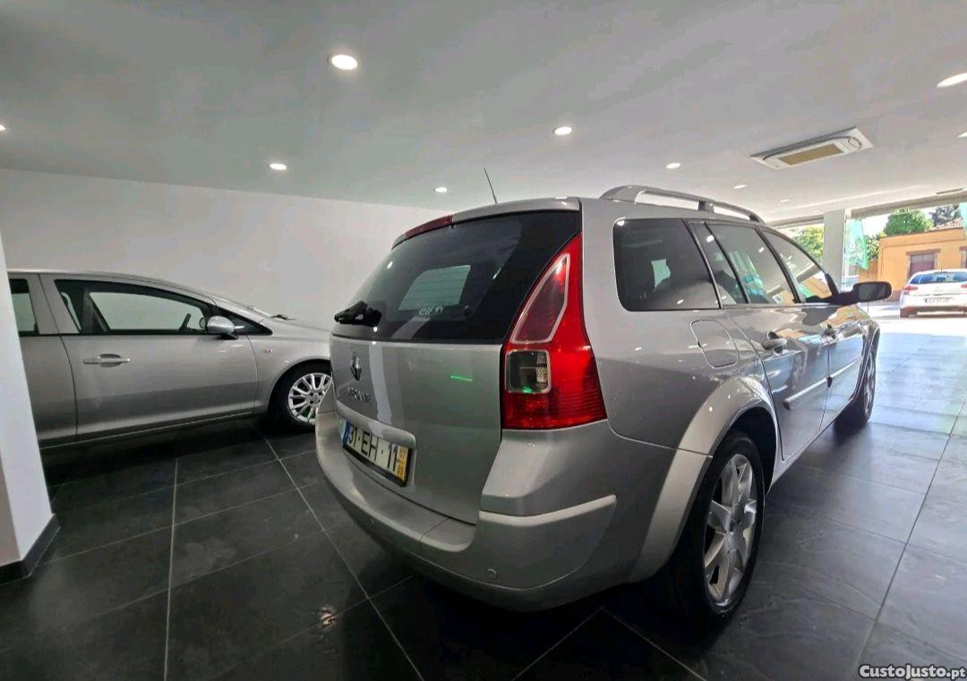 Renault Mégane 1.5 DCi — fotografia 4