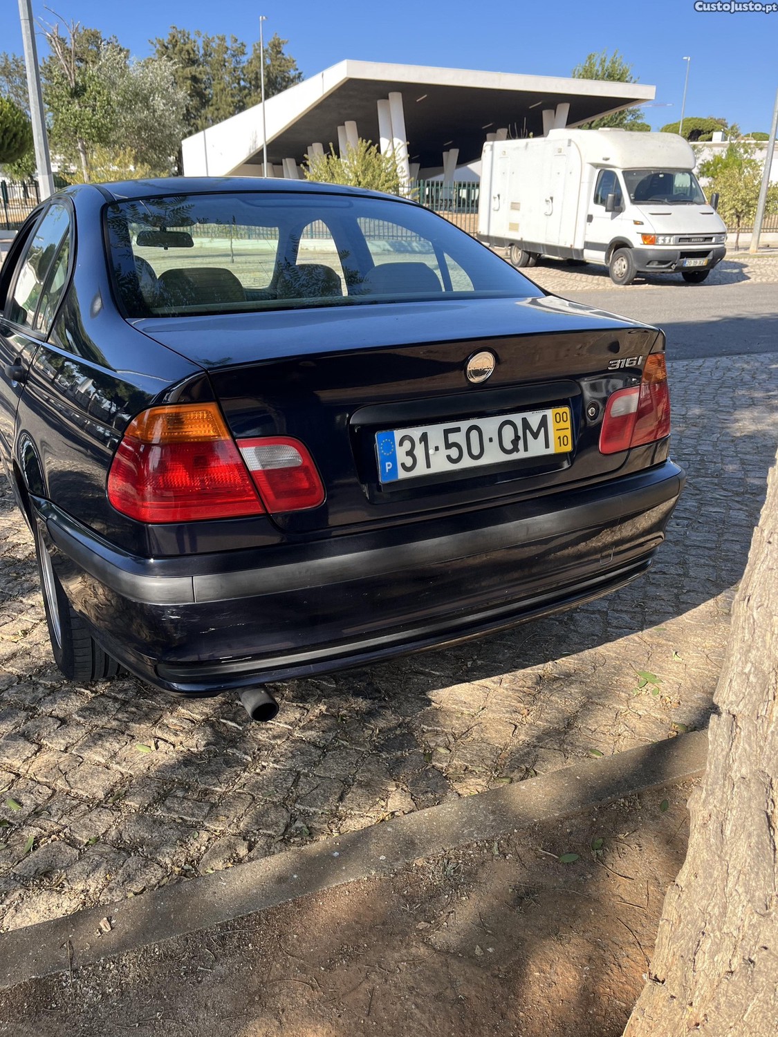BMW 316 i — fotografia 9