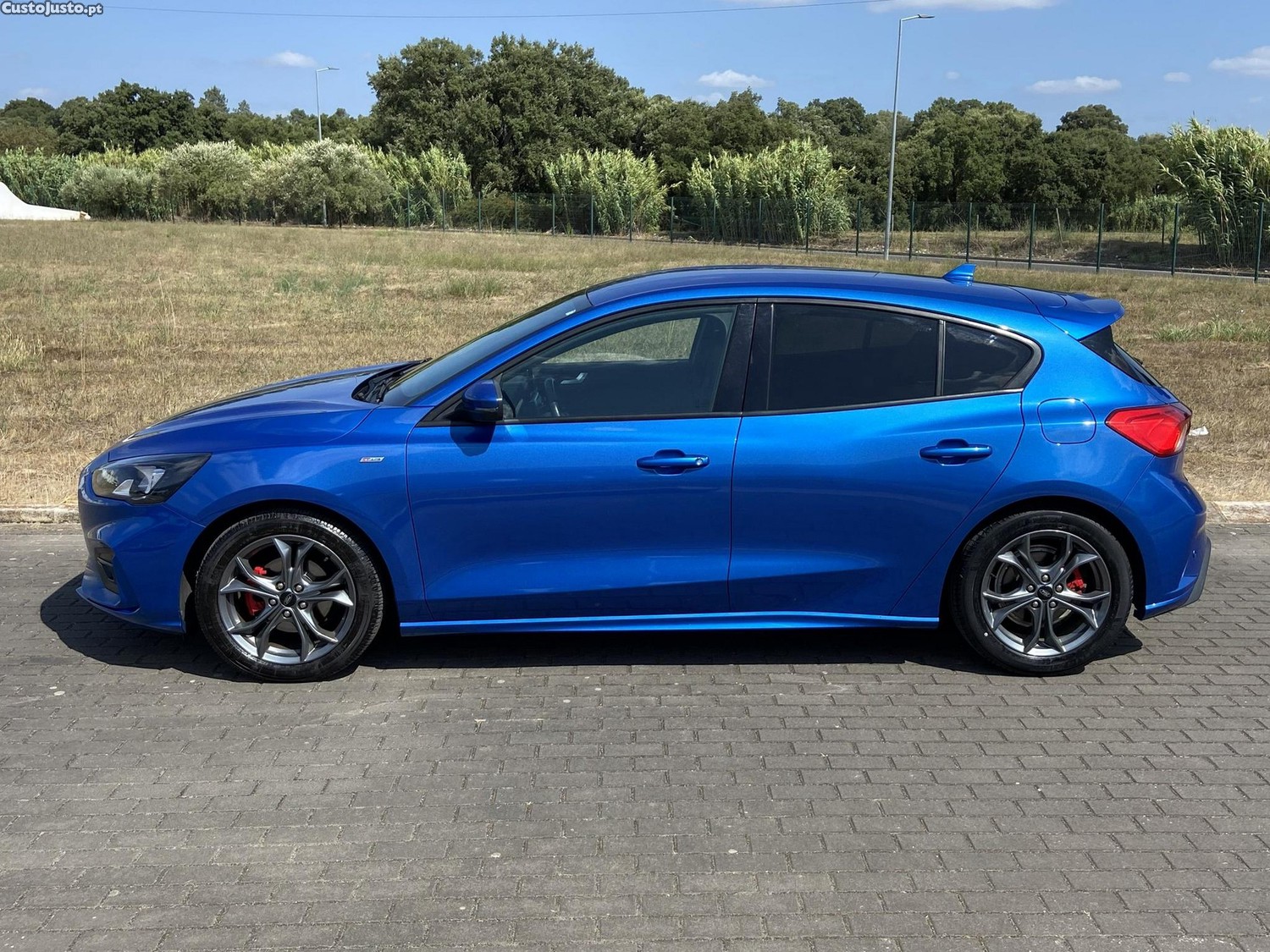 Ford Focus 1.0 EcoBoost ST-Line — fotografia 19