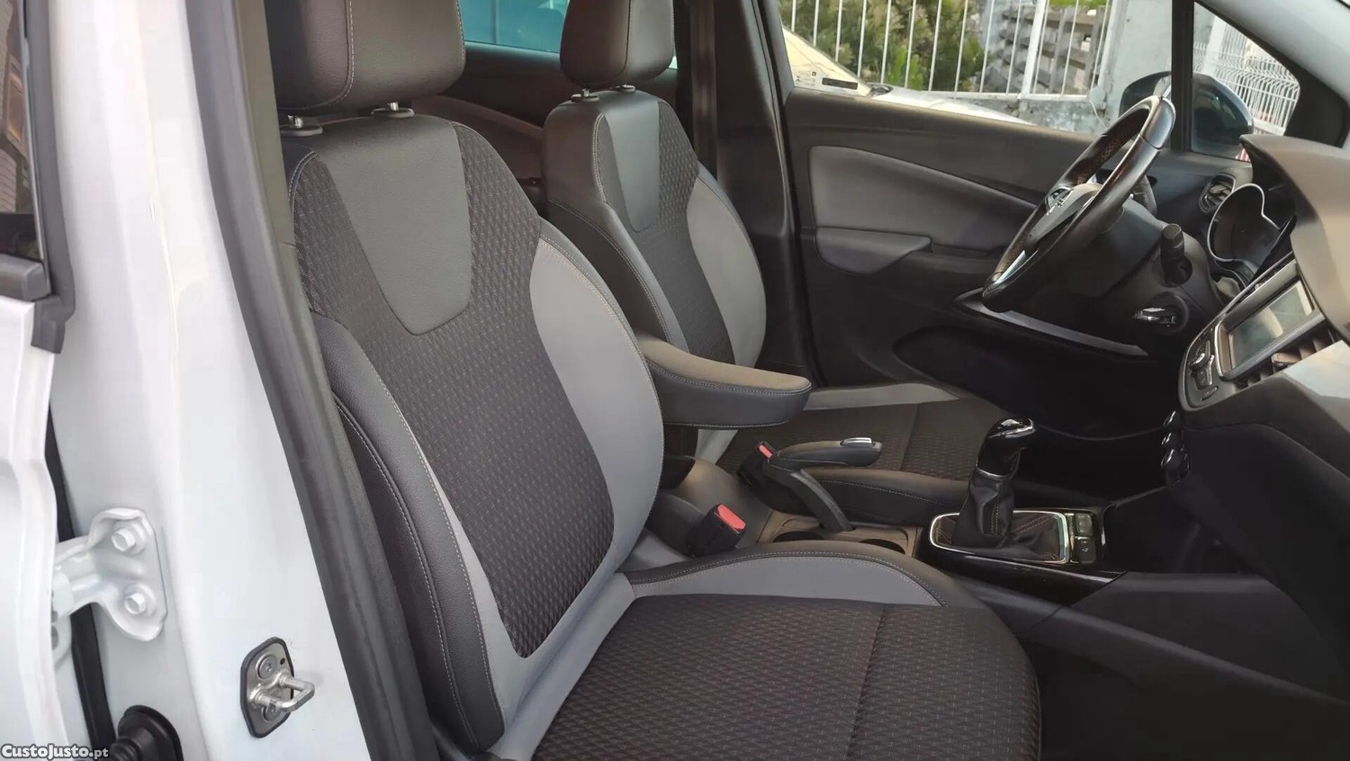 Opel Crossland X 1.2 Innovation FlexFuel — fotografia 12
