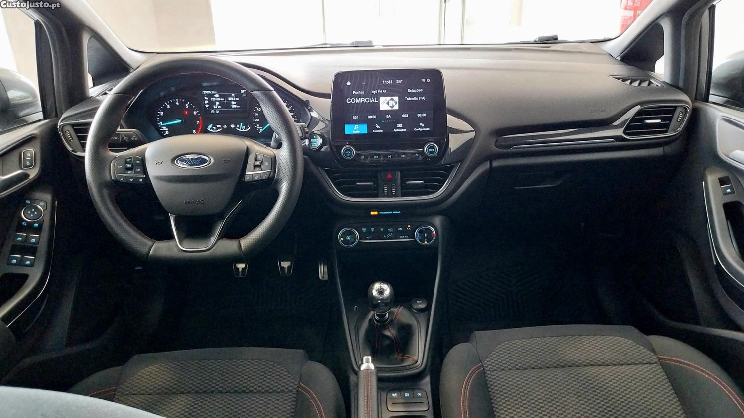 Ford Fiesta 1.0 Ecoboost Mild Hybrid ST Line | Nacional | Histórico de manutenção | 23 mil kms — fotografia 9