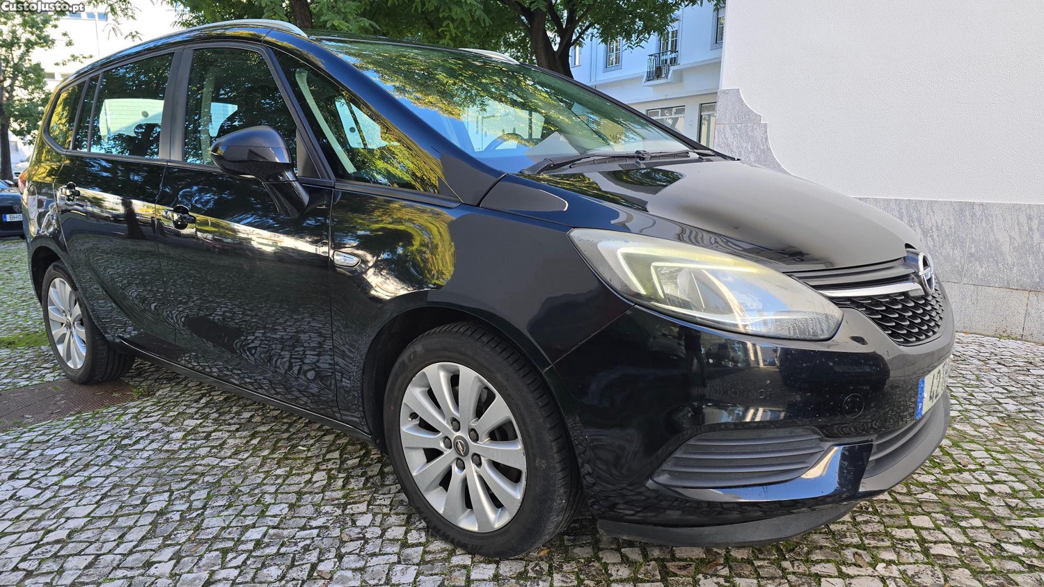 Opel Zafira Tourer 7 Lugares — fotografia 7