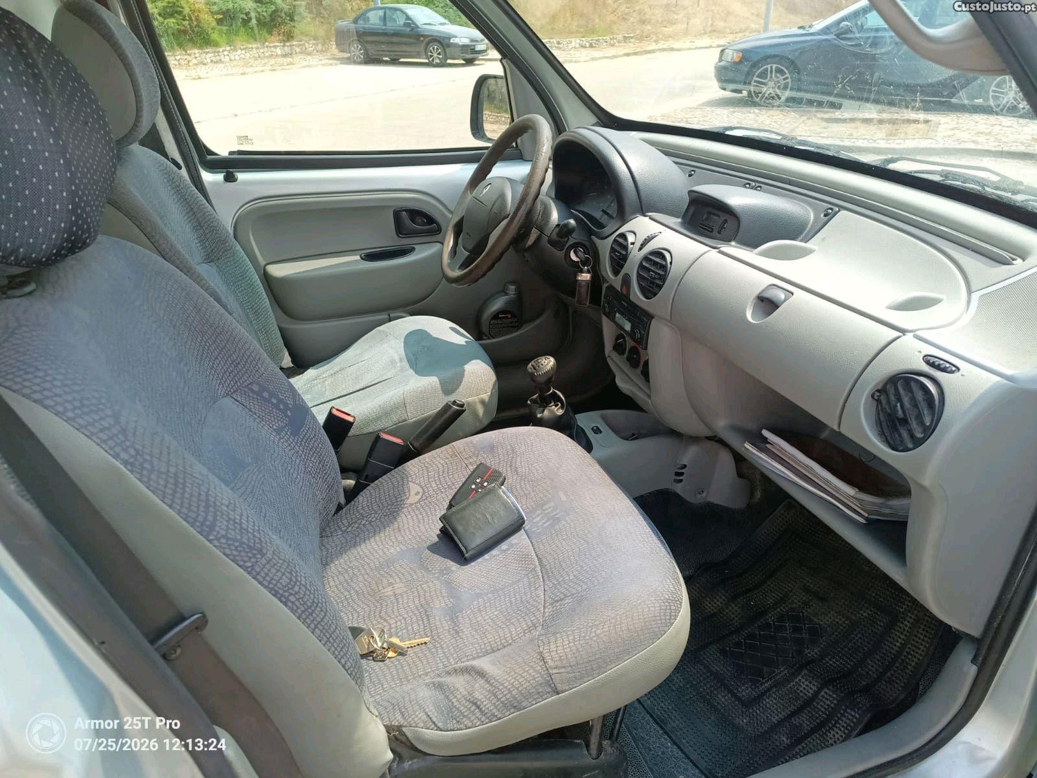 Renault Kangoo 1.9 DTI Fibrada — fotografia 3