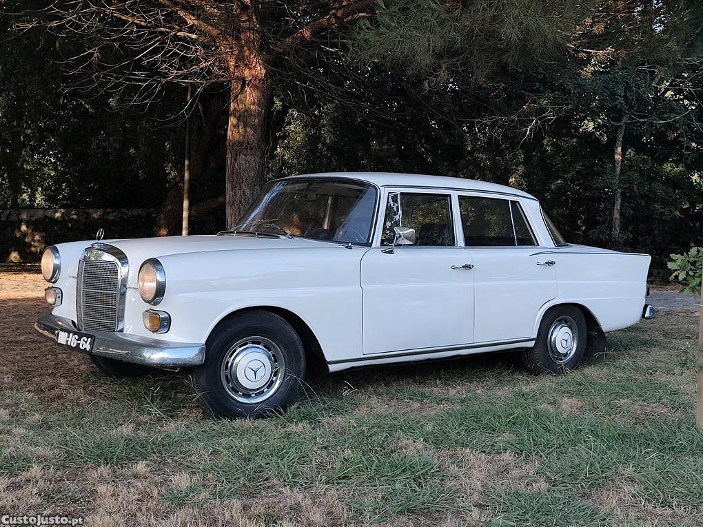 Mercedes-Benz 190 DC W110 Fintail — photo 3