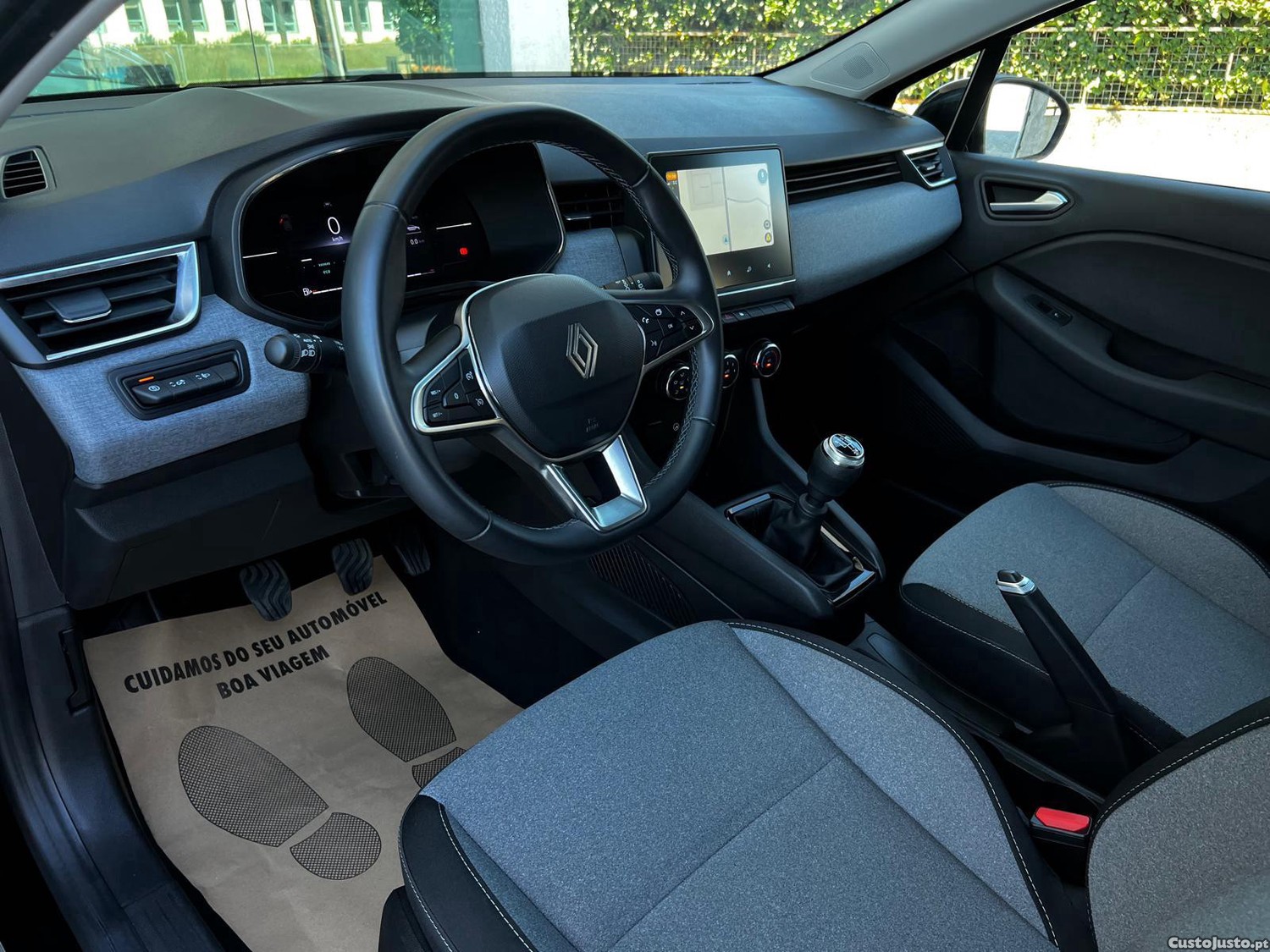 Renault Clio 1.0 TCe Evolution — fotografia 12