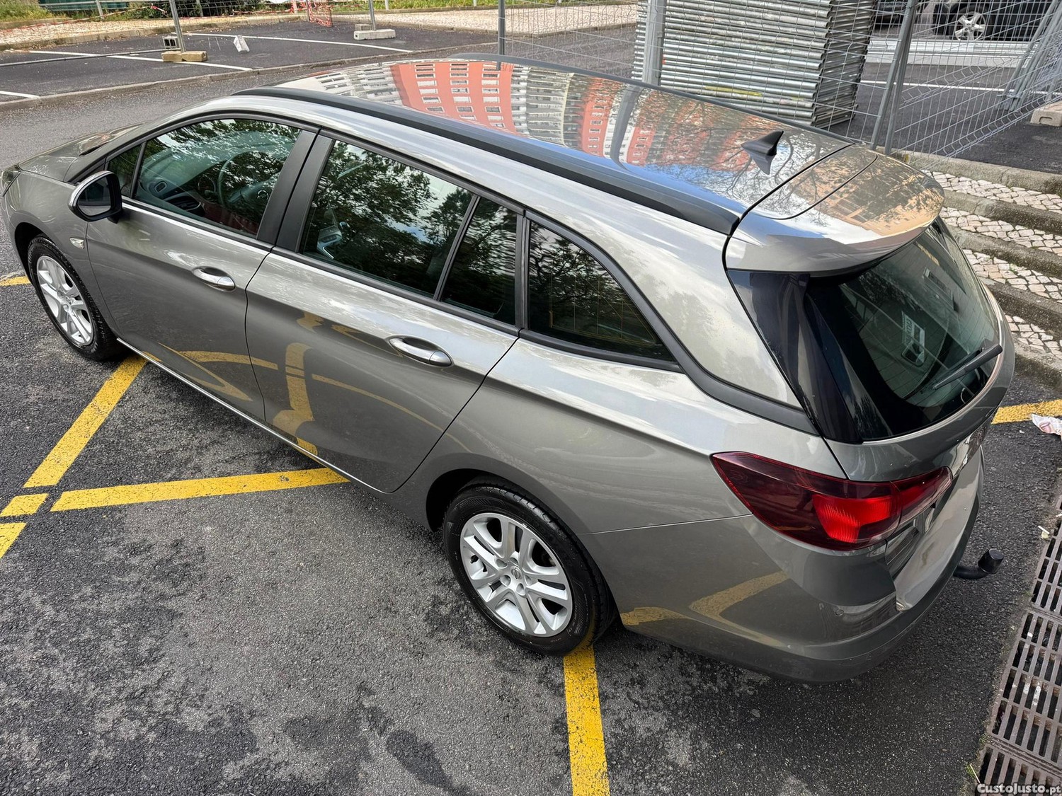 Opel Astra Sports Tourer 1.6 CDTi Cosmo S/S — fotografia 19