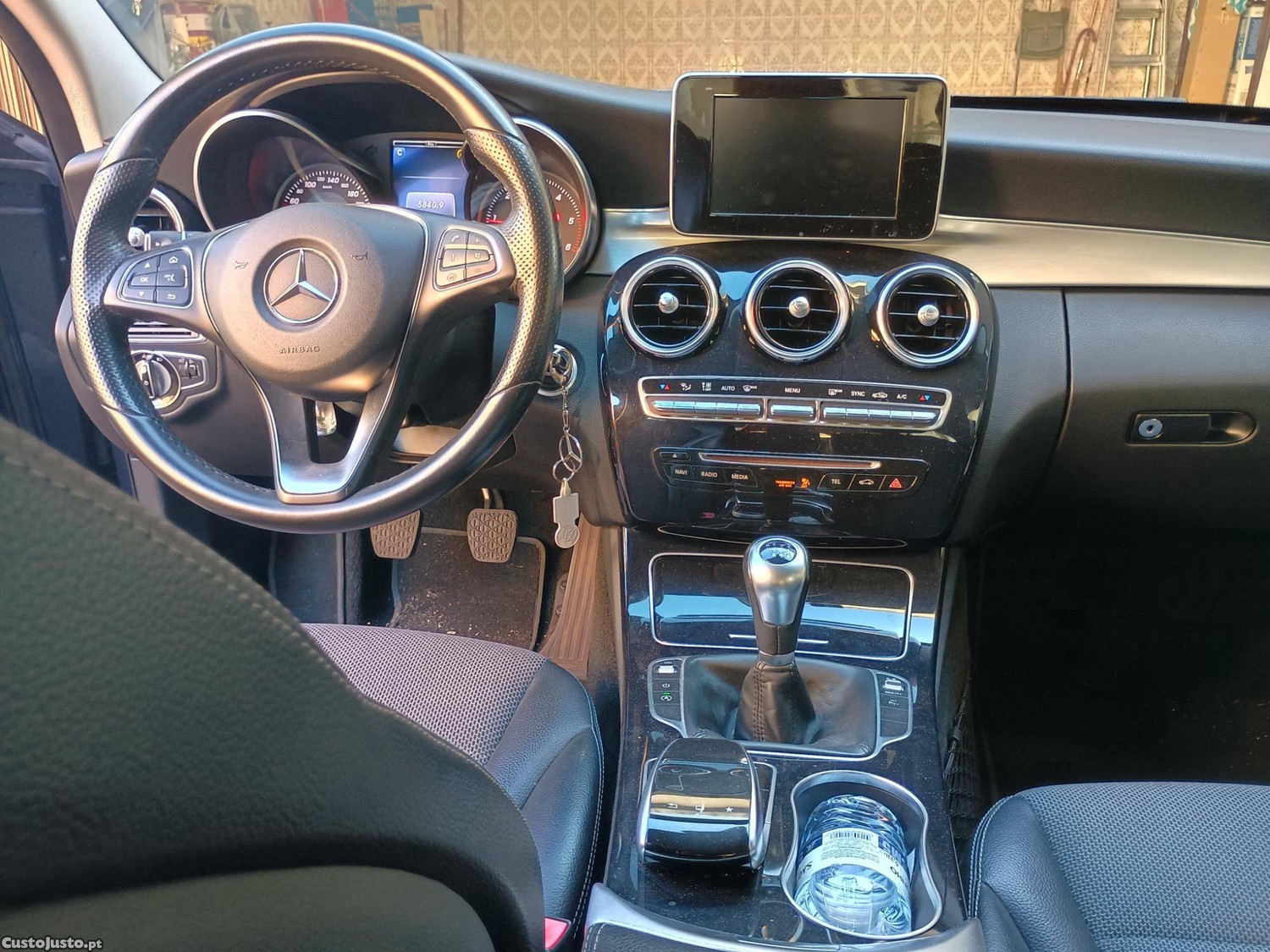 Mercedes-Benz C 200 Bluetec — fotografia 10