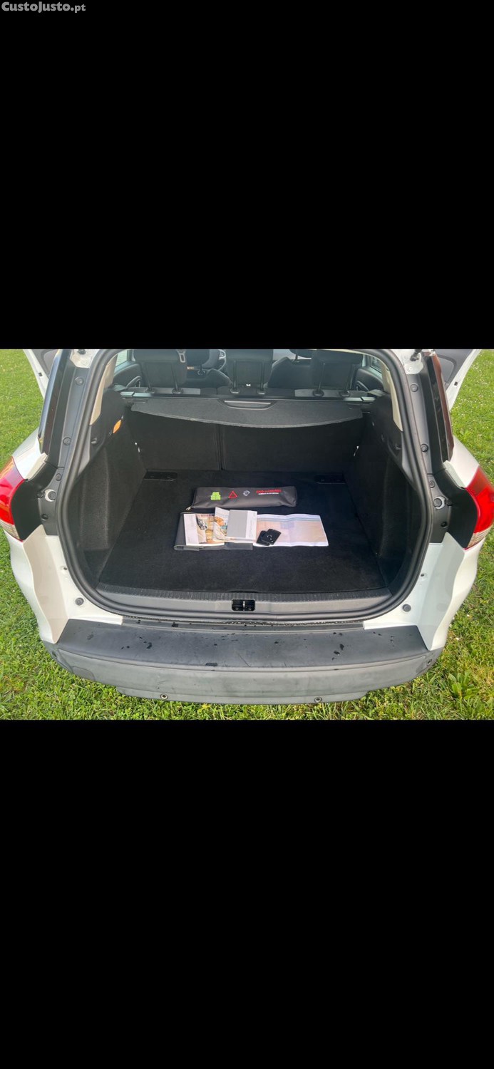 Renault Clio BOSE 2019 — fotografia 2