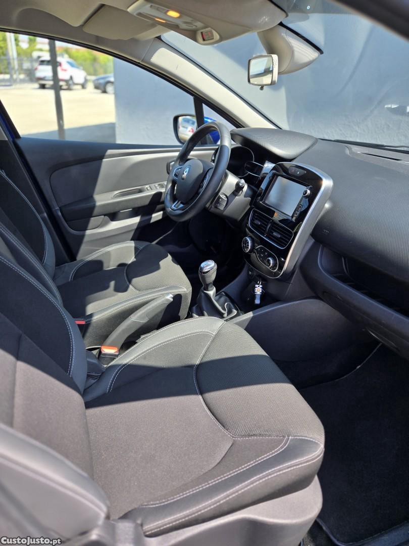 Renault Clio (Energy) dCi 90 Start & Stop LIMITED — fotografia 4