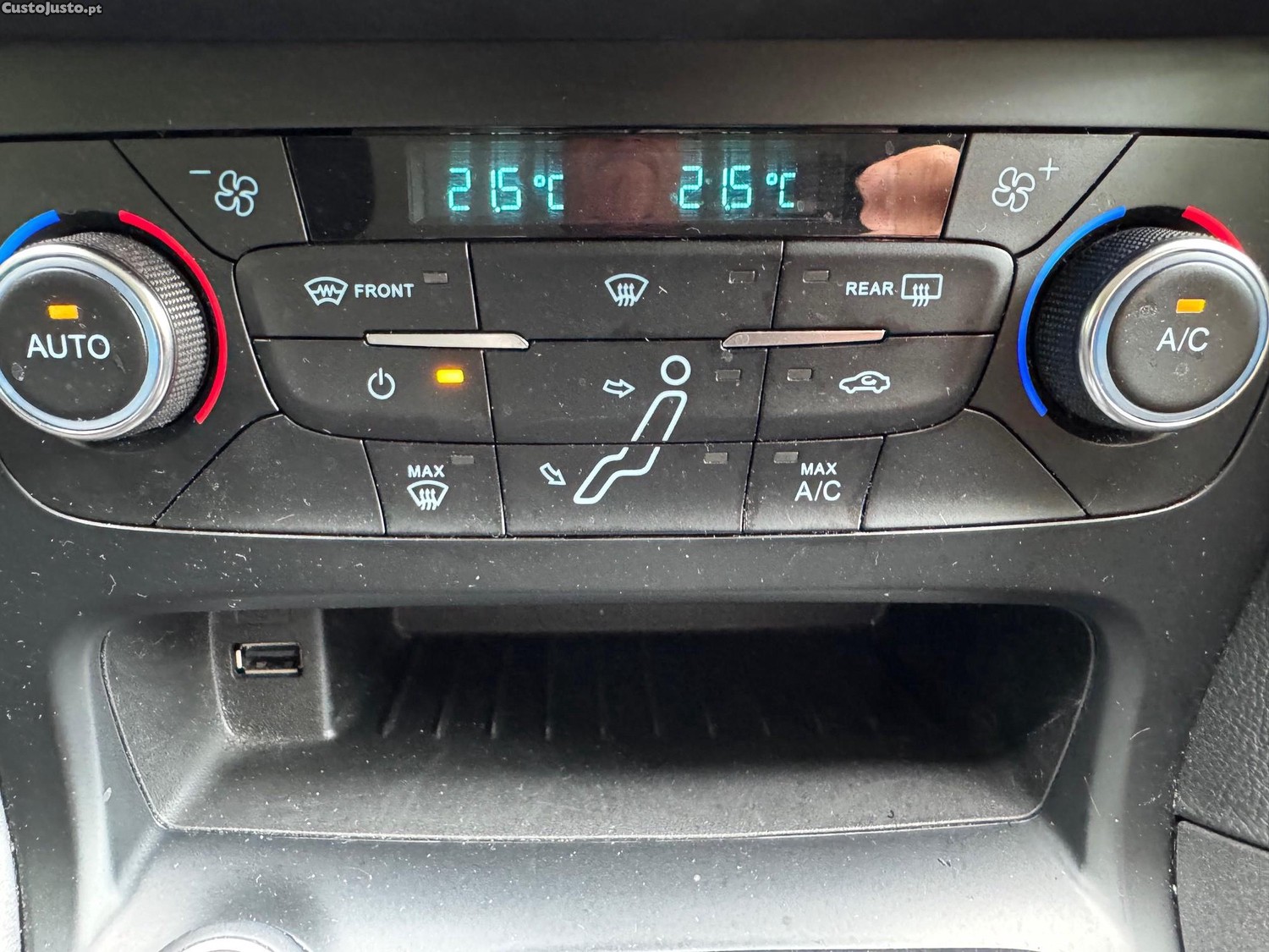 Ford Focus SW 1.5 EcoBlue S&S TITANIUM — fotografia 13