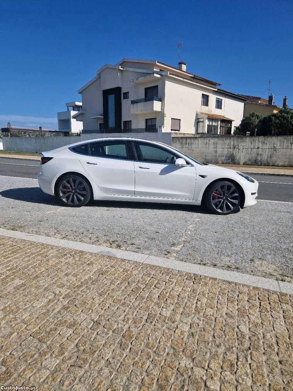 Tesla Model 3 model 3 perfomance — fotografia 7