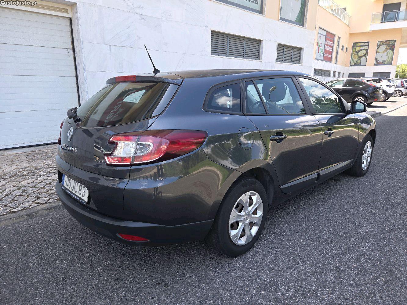 Renault Mégane 1.5 Dci — fotografia 7