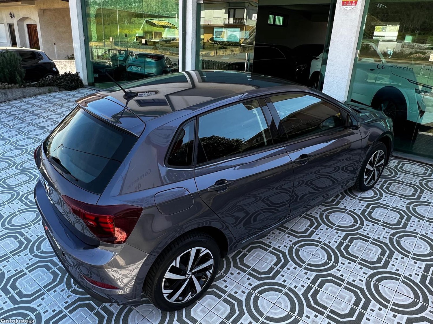Volkswagen Polo 1.0 TSI Urban — fotografia 17