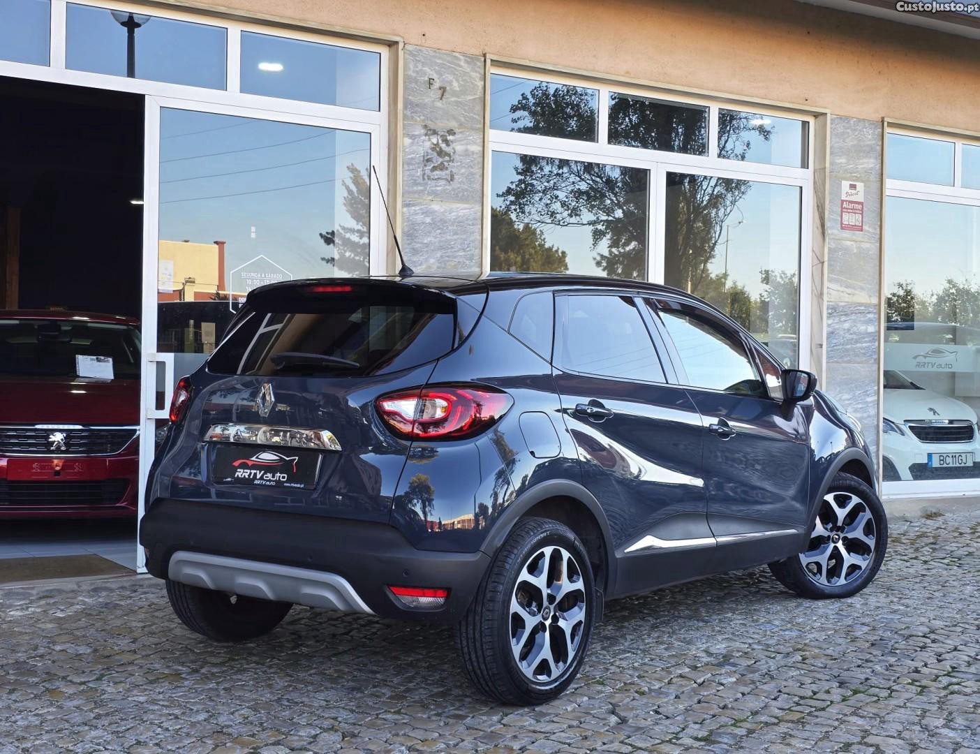 Renault Captur 0.9 TCE Exclusive — fotografia 11