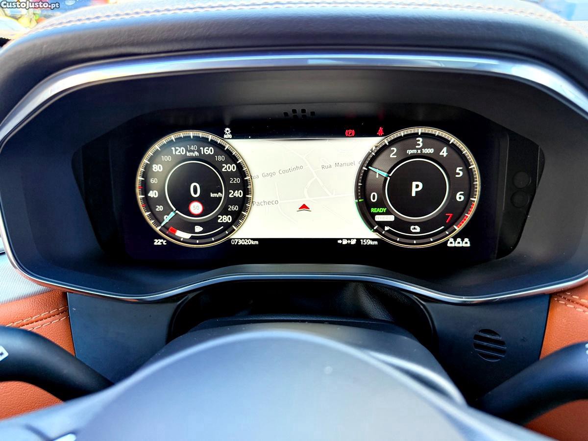 Jaguar F-Pace P400e R-Dynamic — fotografia 46
