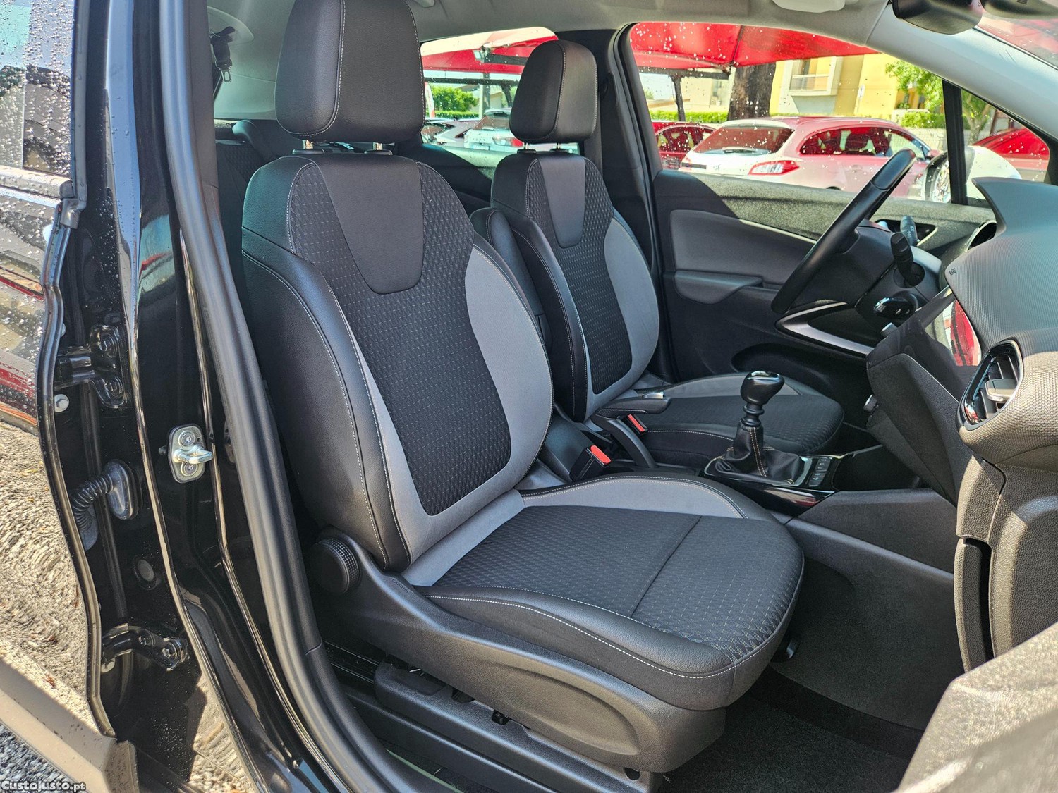 Opel Crossland X INOVATION 1.6 HDI 120CV — fotografia 3