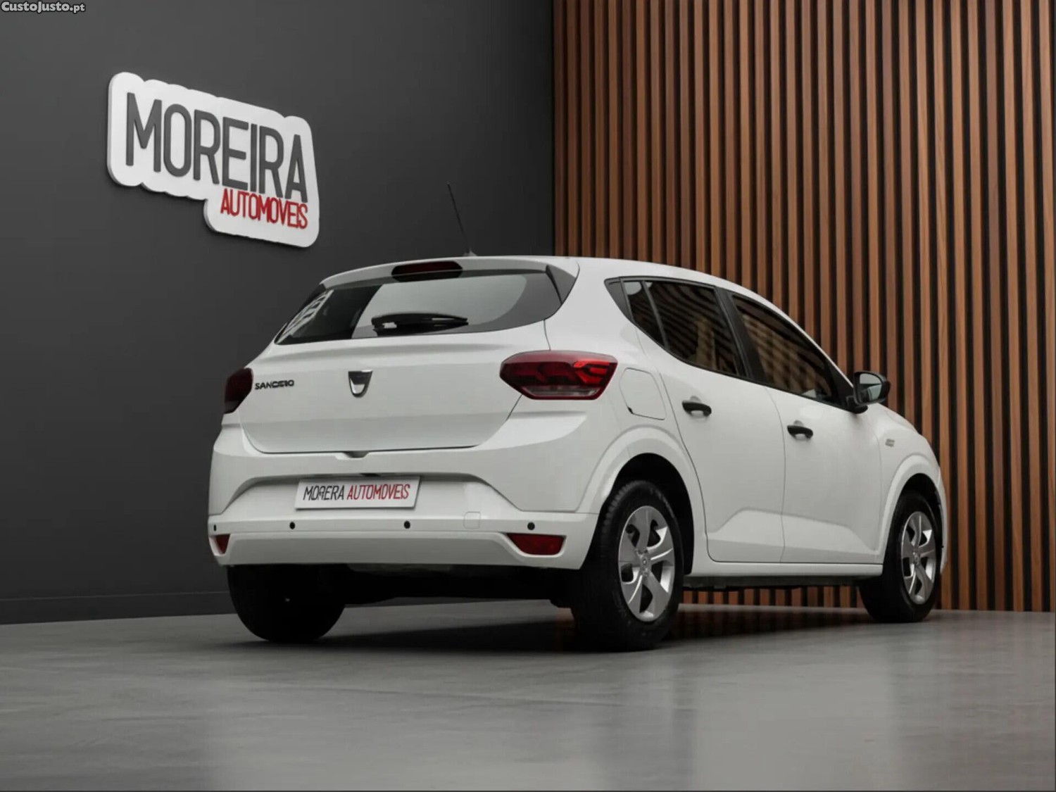 Dacia Sandero 1.0 SCe Essential — fotografia 10